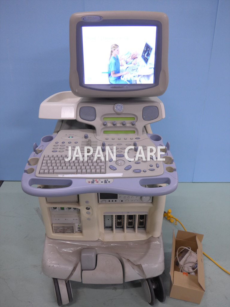 GE Cardiac Ultrasound VIVID 7 (CRT monitor )